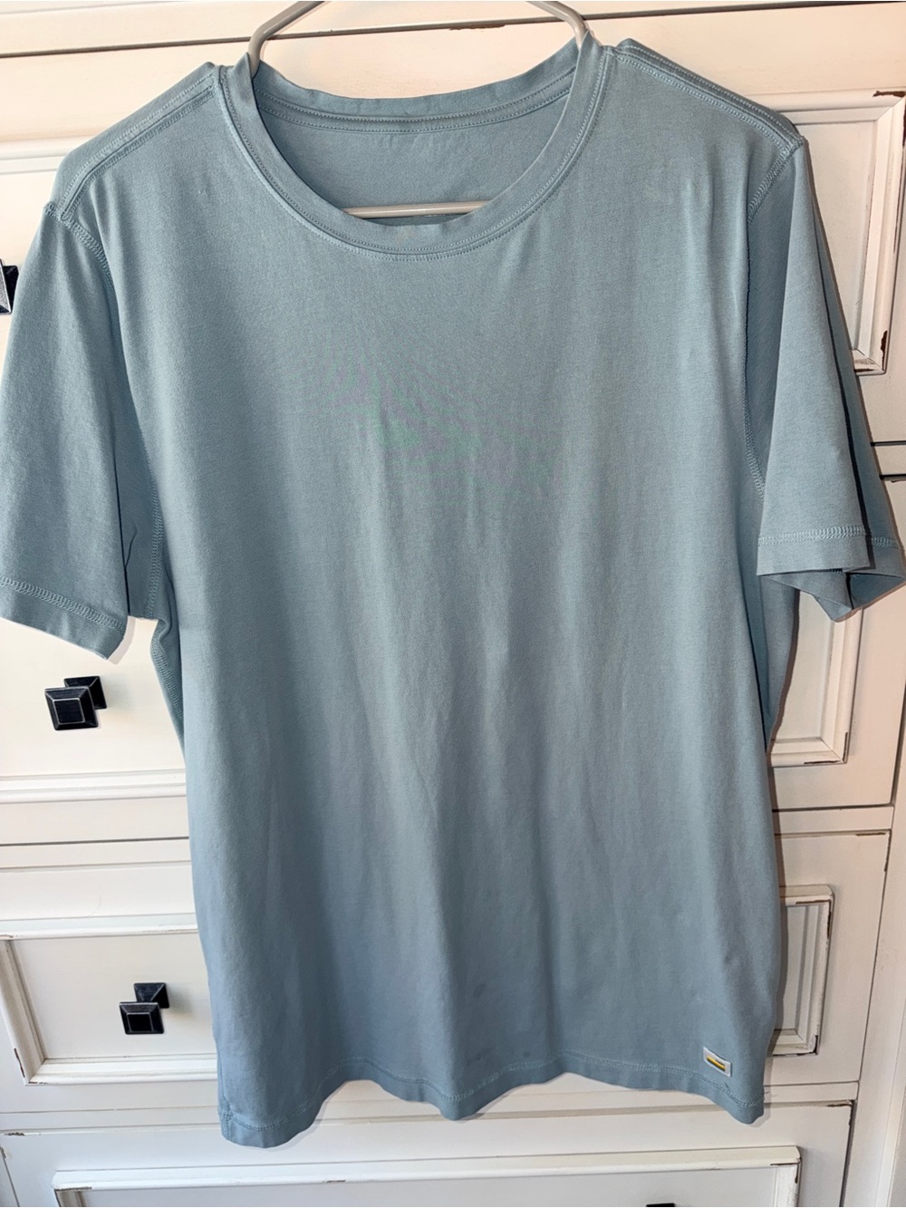 Vuori Men's Crew Neck T-Shirt in Light Blue